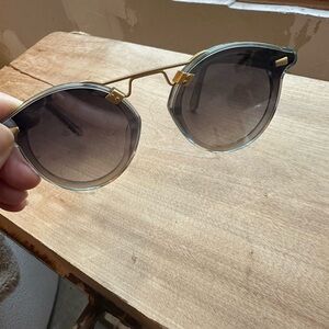 KREWE STL NYLON Stylish blue/gold Sunglasses like new!